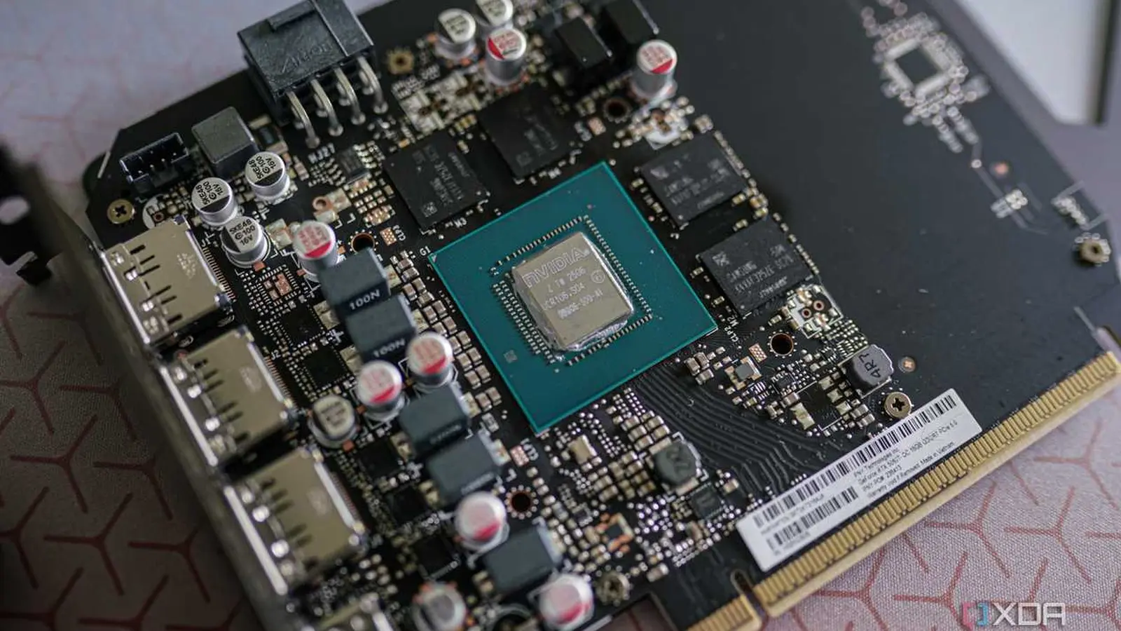 Nvidia oculta sensor clave en GPUs RTX 50 que revela problemas térmicos, imagen 2