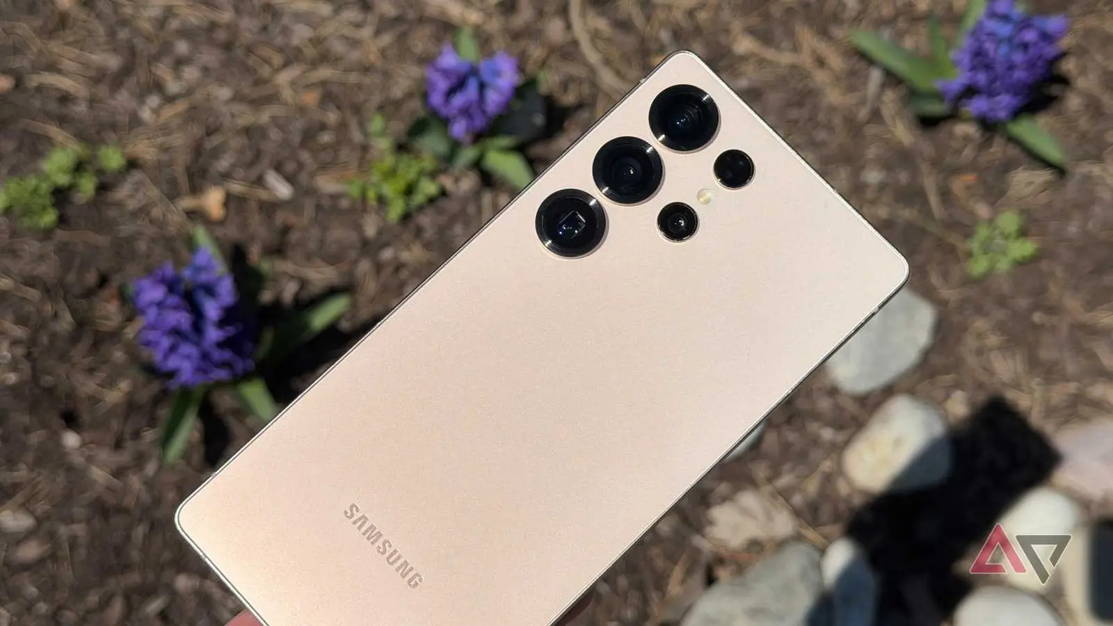 Samsung Galaxy S25 Ultra ofrece más funciones pero sacrifica simplicidad frente a Pixel 8, imagen 2